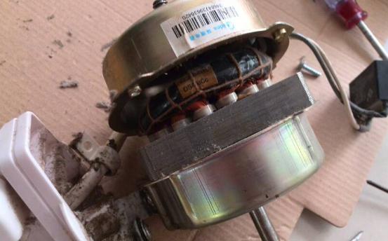 為什么地板風扇電機發熱?